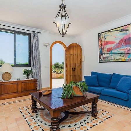 Villa With Private Mountain Ideal Runners Trailers Near Beach Approx 5 Min Walking Beach,Property Belong Puerto Pollensa Villas And Apartments エクステリア 写真