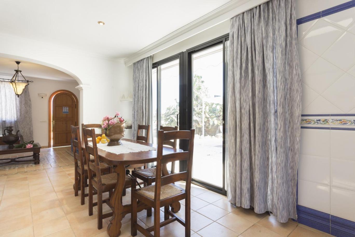 Villa With Private Mountain Ideal Runners Trailers Near Beach Approx 5 Min Walking Beach,Property Belong Puerto Pollensa Villas And Apartments エクステリア 写真