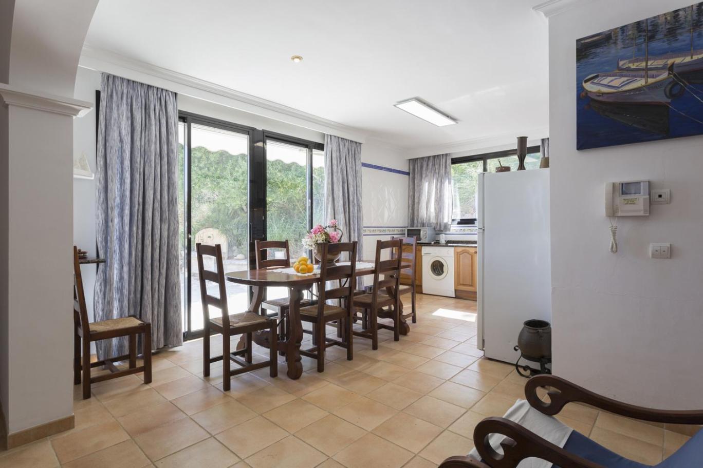 Villa With Private Mountain Ideal Runners Trailers Near Beach Approx 5 Min Walking Beach,Property Belong Puerto Pollensa Villas And Apartments エクステリア 写真