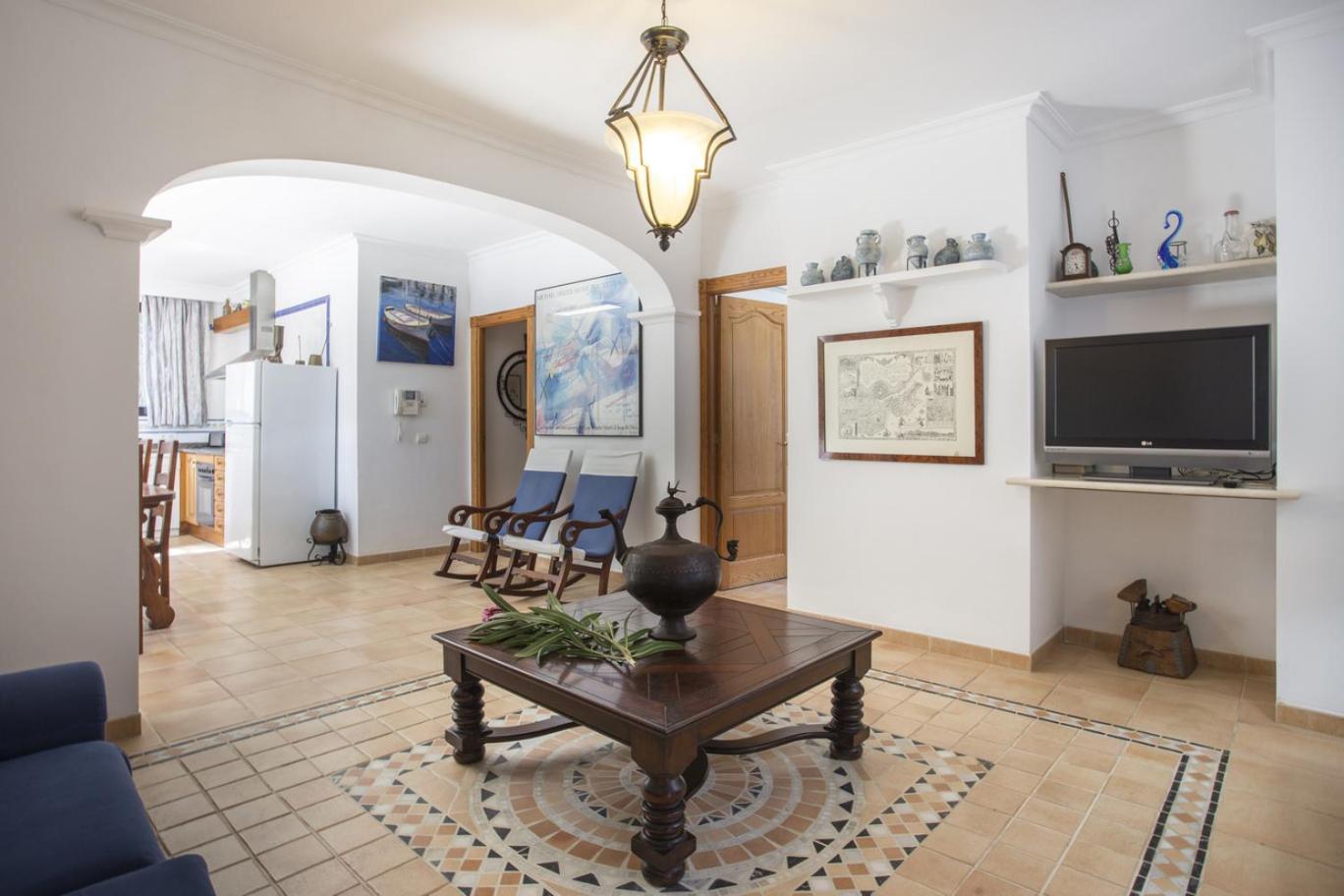 Villa With Private Mountain Ideal Runners Trailers Near Beach Approx 5 Min Walking Beach,Property Belong Puerto Pollensa Villas And Apartments エクステリア 写真