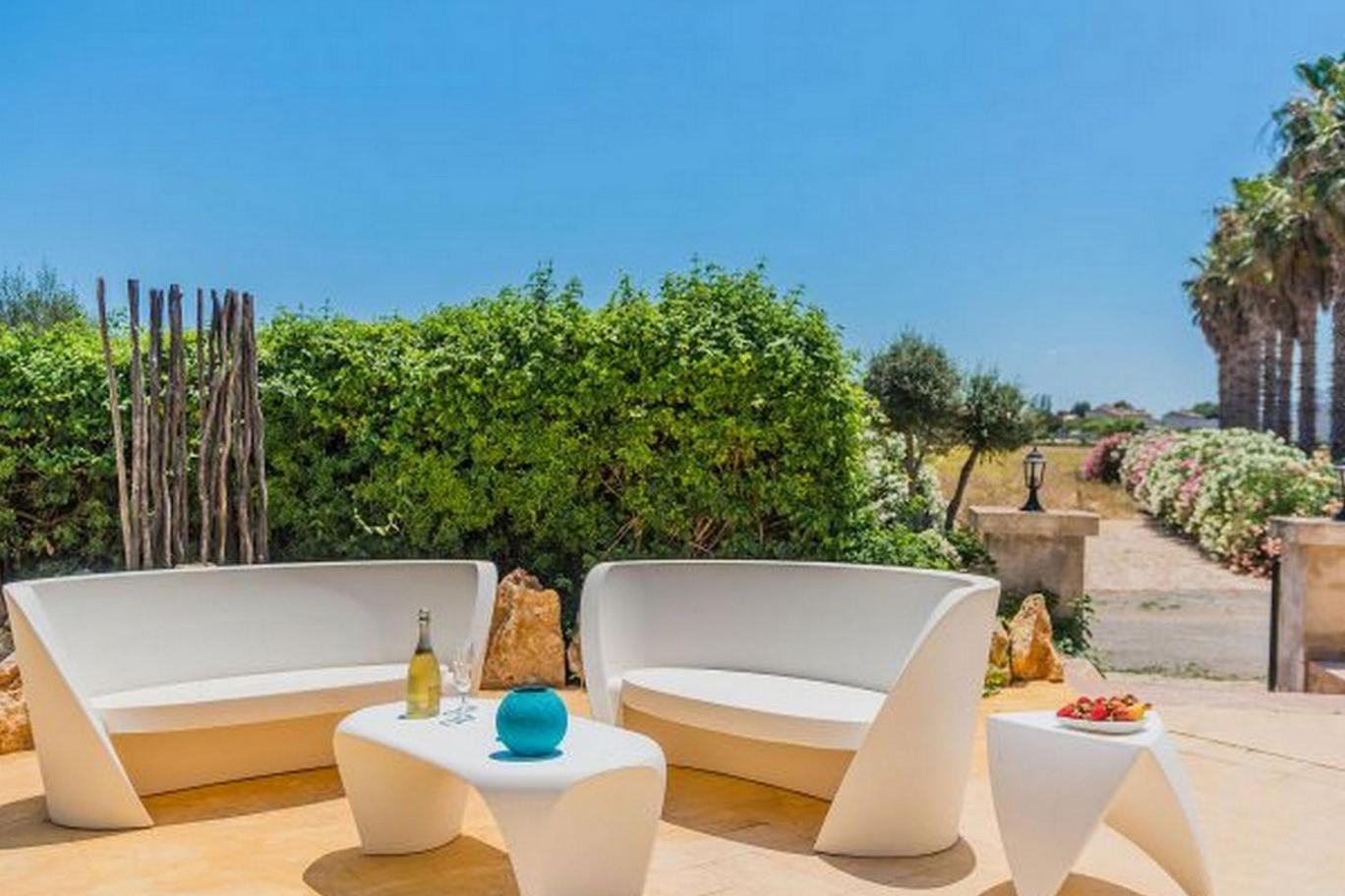 Villa With Private Mountain Ideal Runners Trailers Near Beach Approx 5 Min Walking Beach,Property Belong Puerto Pollensa Villas And Apartments エクステリア 写真